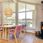 4 Star Holiday Home In Hals *