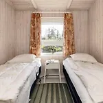 4 Star Holiday Home In Hals Casa de Férias