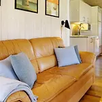 4 Star Holiday Home In Hals 펜션