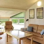 4 Star Holiday Home In Hals * Hals