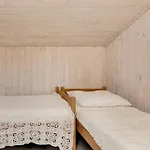 4 Star Holiday Home In Hals Casa de Férias *
