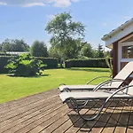 펜션 4 Star Holiday Home In Hals Hals