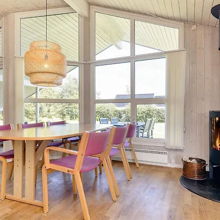 4 Star Holiday Home In Hals *