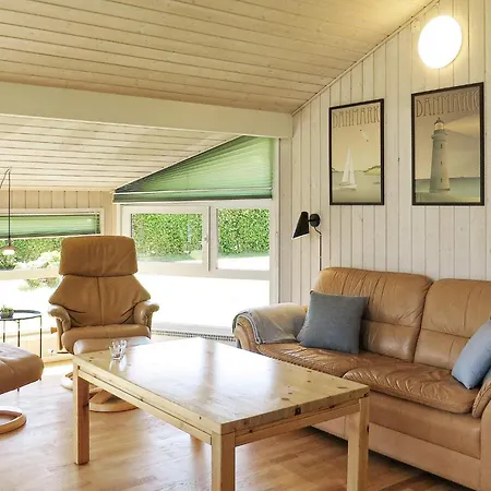 4 Star Holiday Home In Hals * Hals