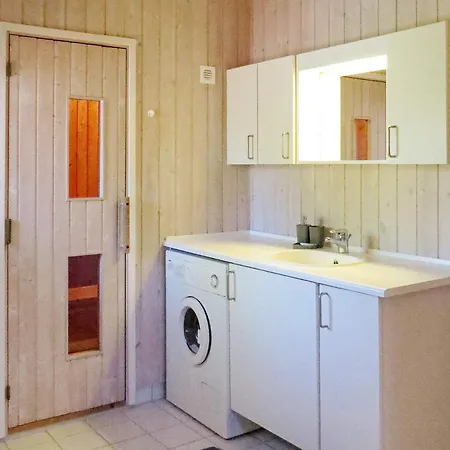 4 Star Holiday Home In Hals *