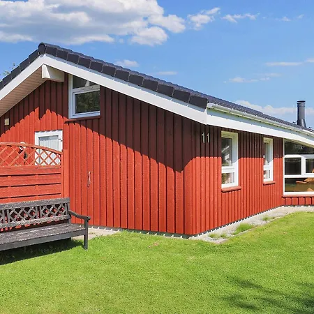 Feriehus 4 Star Holiday Home In Hals