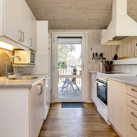 4 Star Holiday Home In Hals Feriehus Hals
